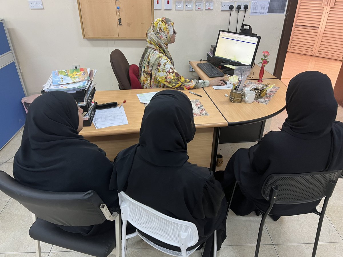 - ضمن سير جرد المواد والموارد ( الجرد السنوي ٢٠٢٣م) بمركز مصادر التعلم بمدرسة الجنينة للتعليم الأساسي.