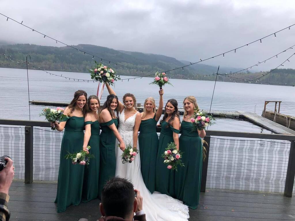 🌿🏞️ What an unforgettable weekend we had hosting Sarah and Gordon's wedding on Saturday! This outdoorsy couple brought their love for nature, mountains, and paddle boarding to life in every aspect of their celebration. The day after the wedding, we j… instagr.am/p/CsA897XKvVc/