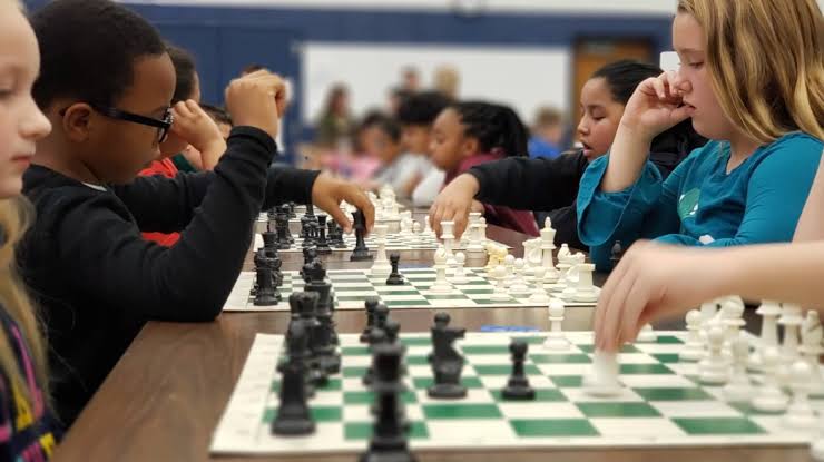 Chessforchamps's tweet image. CHESS♟

We don&apos;t just play chess for the fun of winning, we play chess to see the better version of ourselves in every move made towards victory. ❤

#ChessisLife💫