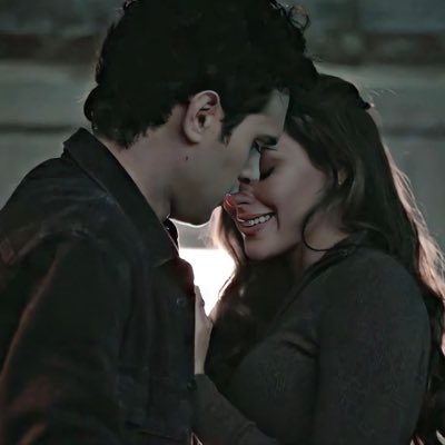 OurDarlingHope's tweet photo. #NewProfilePic https://t.co/XA8p5i7I6H
