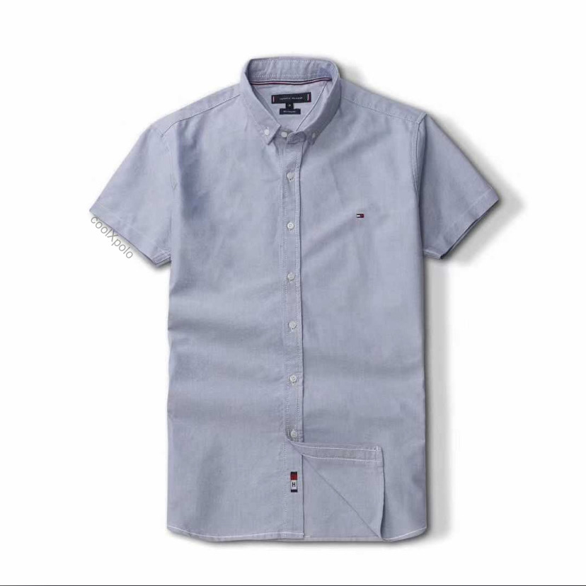 𝘛𝘰𝘮𝘮𝘺 𝘏𝘪𝘭𝘧𝘪𝘨𝘦𝘳 Men’s button-down casual shirt. 
₦13,500
M - XXXL

#casualshirt #tommyhilfiger #shortsleeve #shirt #lagosfashion #lagosnigeria #lagosweddings #abuja #nigeria  #explore #casual #giftformen