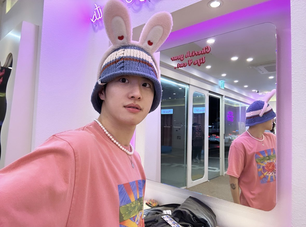 Feeldog / 필독 tweet media