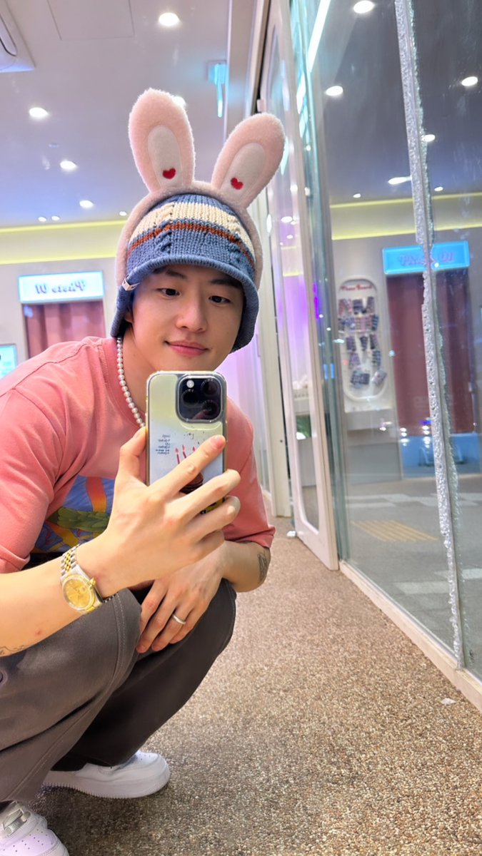 Feeldog / 필독 tweet media