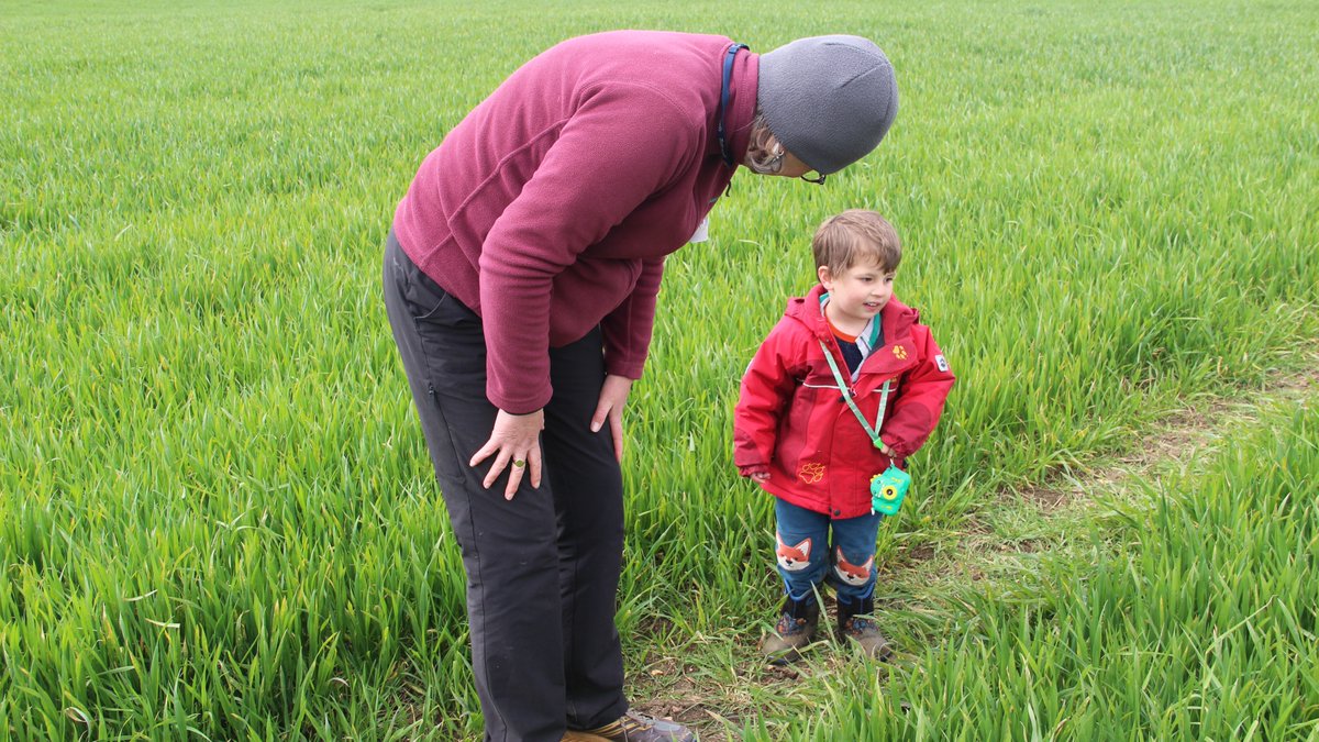 CountryTrust's tweet photo. #Farmer George, Farm Discovery Coordinator Jenny &amp; 3 yr old farmer-to-be Bryn buried pants at #BowthorpeFarm. Bryn has confirmed that there will be no pants tree and is excited to find out how holey Farmer Georges pants are when they are dug up in in the summer! #plantyourpants https://t.co/qmYIeFbGpL