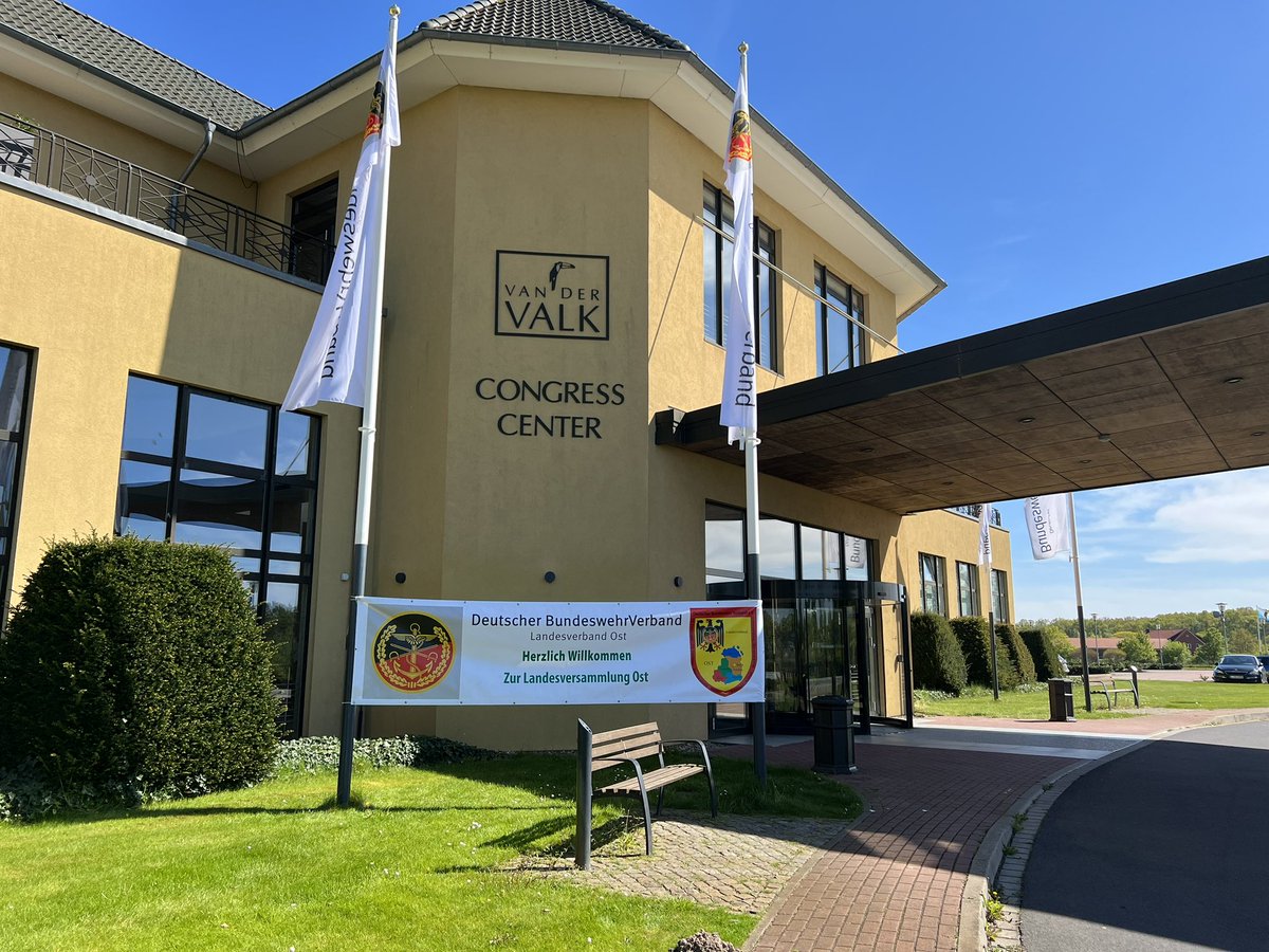 Guten Morgen aus Dahlewitz, wir freuen uns auf unsere Delegierten und Gäste. Herzlich Willkommen zur Landesversammlung Ost 2023. Wir der <a href="/DBwV/">BundeswehrVerband</a> im Osten!