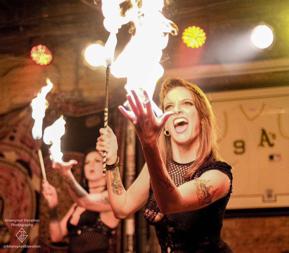 #metalmonday brought to you by THE VAUDETTES 🤘🔥🤘