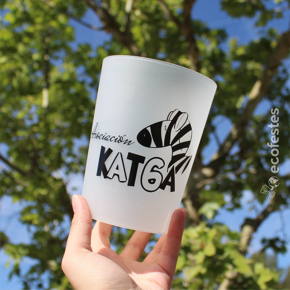 ecofestes_reuz's tweet photo. La Asoc. KAT6A ha creado vasos reutilizables para ayudar a la investigación del síndrome KAT6A. Los encontraréis en las barras de Acero-Rock de Mérida, en el concierto de Barón Rojo el 26 de mayo.

Apoya la causa entrando al https://t.co/SSyfOw8GoV

+INFO: https://t.co/CphofVgMq1 https://t.co/2lcxoPs7xW