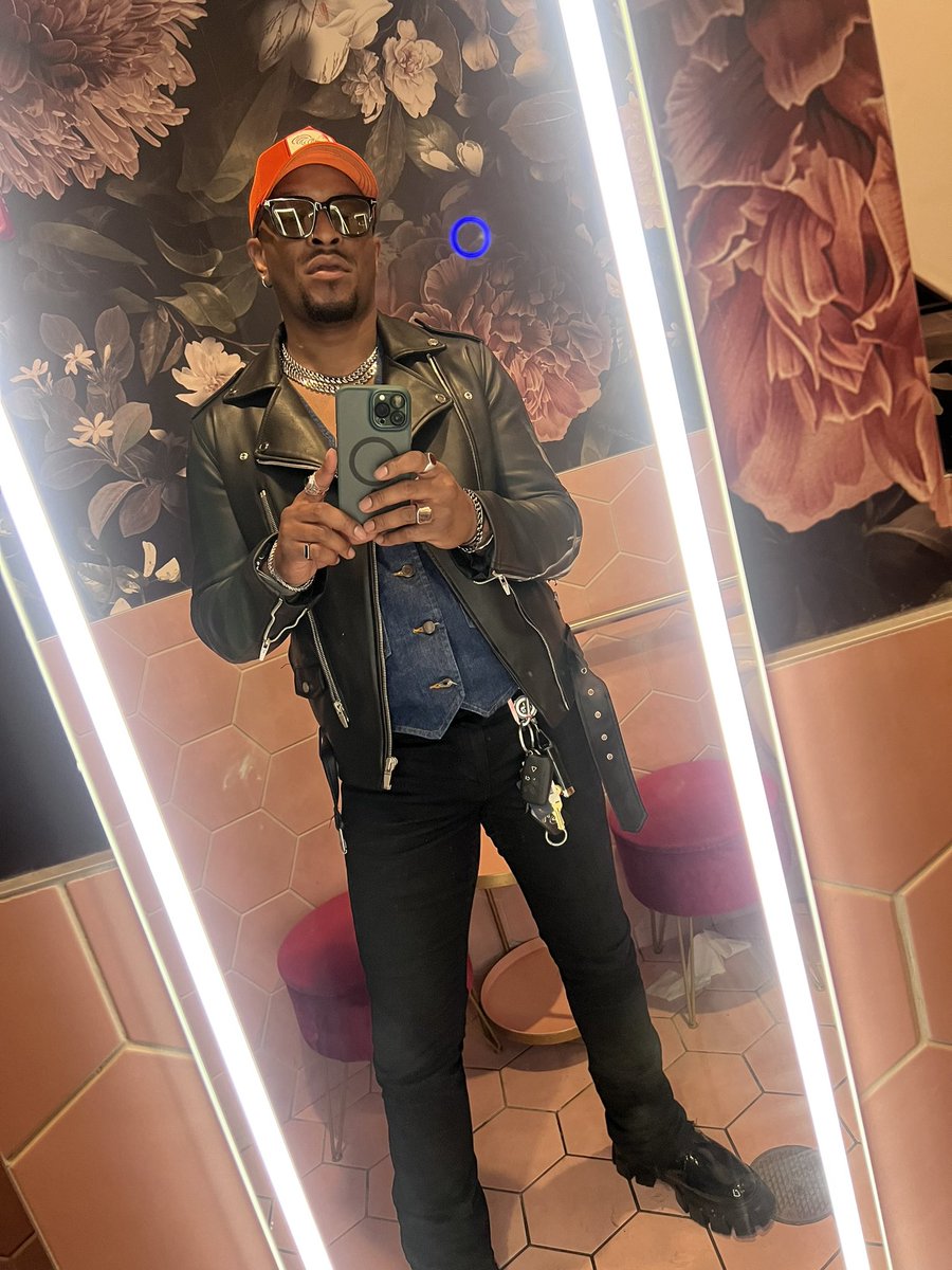 TevinAllenMusic's tweet photo. Fun night!🌆 https://t.co/3W24wBid6z