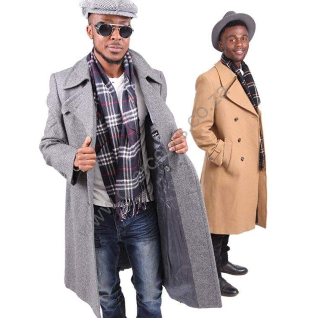 coach_lauram's tweet photo. I'm back with another plug 🔌

Winter is here. Run to COAT CORNER 97 princes avenue, Benoni. They have coats for kids, men and women at a very low price.

You can even buy bales to resell. The have other branches but Benoni is the biggest.

https://t.co/ncYtuwRgBW
0118454768 https://t.co/wPBiR25BEJ