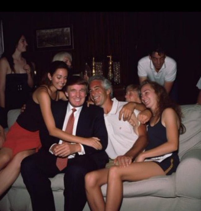 Little heads up libs...if you are going to Photoshop Epstein and young girls with Trump to suggest he is  a pedo

REMEMBER HIS LEGS !

This is NOT "opposition research" you idiots !

🤣🤣🤣🤣🤣🤣