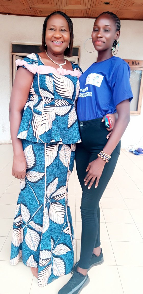 Deborah01023430's tweet photo. In all that you do, make sure that you're adding value to other people's lives👍

Ebonyi 50/50 Action Women at #UnityFM101.5 Abakaliki.
It's a privilege💃🙏 https://t.co/bgWupuadYQ