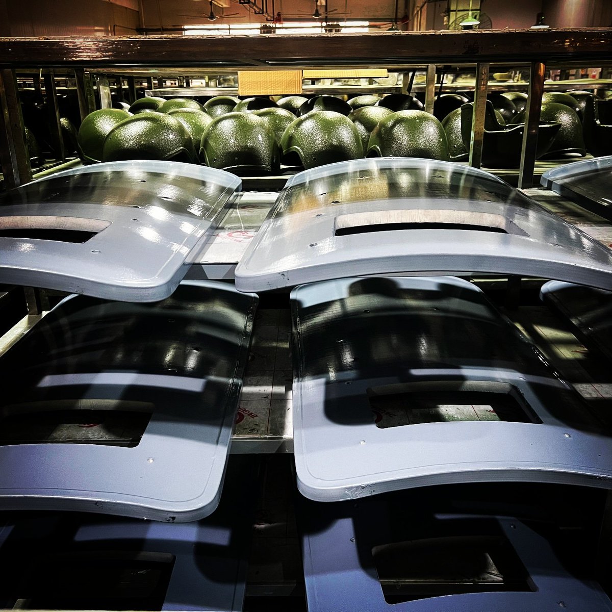 CCGKCHN's tweet photo. #production #process #ballistic #helmet #armor #sheild #plate #military #army #police #law #enforcement #rec #instagram #tiktok #twitter https://t.co/jATqvEazHa