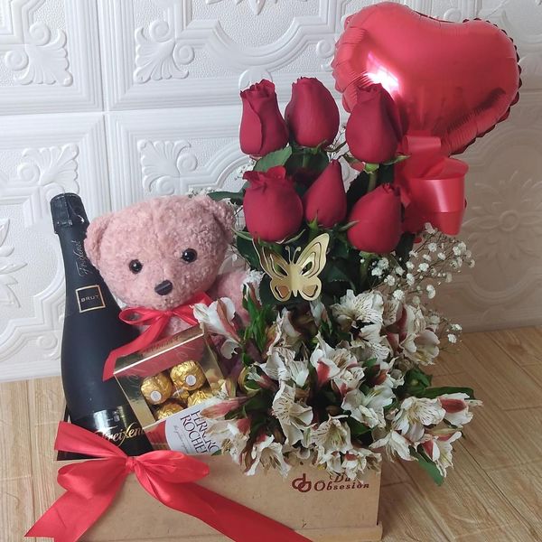 Regalos que enamoran, regalos por San Valentín. Peluches grandes y peluches  gigantes, globos, rosas, chocolates Sorprende con un peluche …