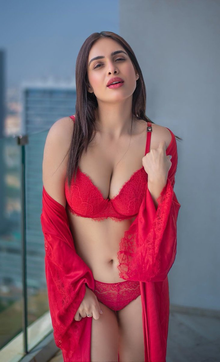 Fvqsmr5aQAQ7Svd?format=jpg&name=medium