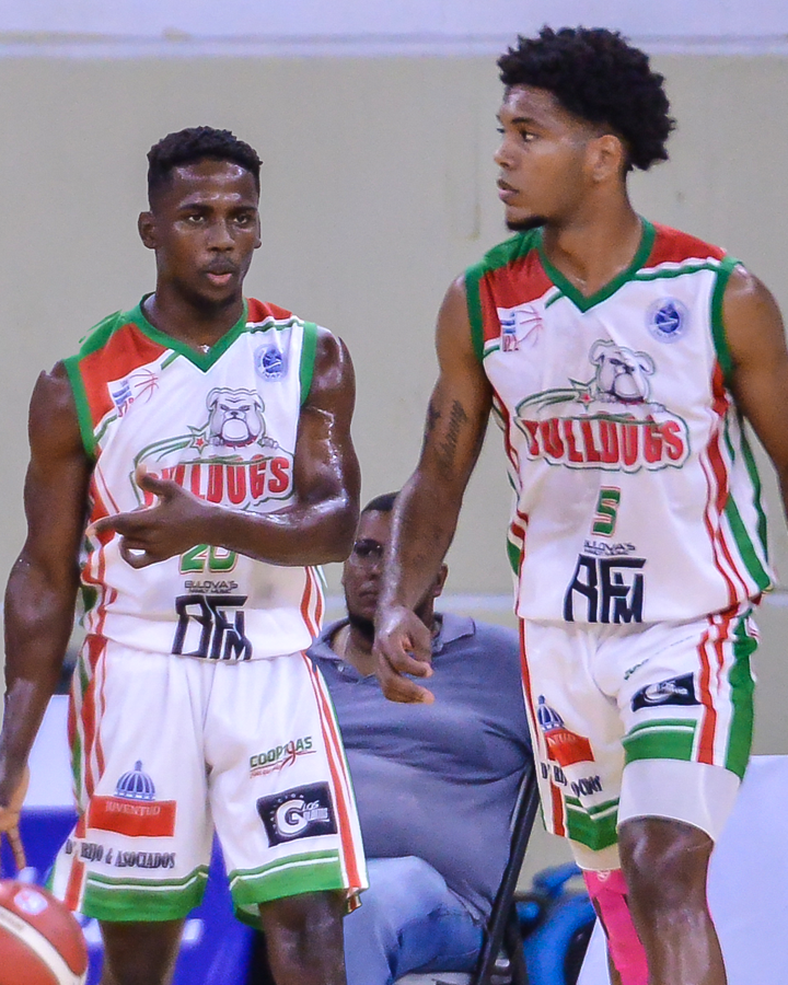 🔥🏀 ¡Gracias David y Wilbert por ser parte de nuestra familia #BamesoBulldogs y por representarnos con orgullo en dos temporadas inolvidables! 

Les deseamos todo lo mejor en sus futuros desafíos, ¡sigan brillando en la cancha! 🔴🟢