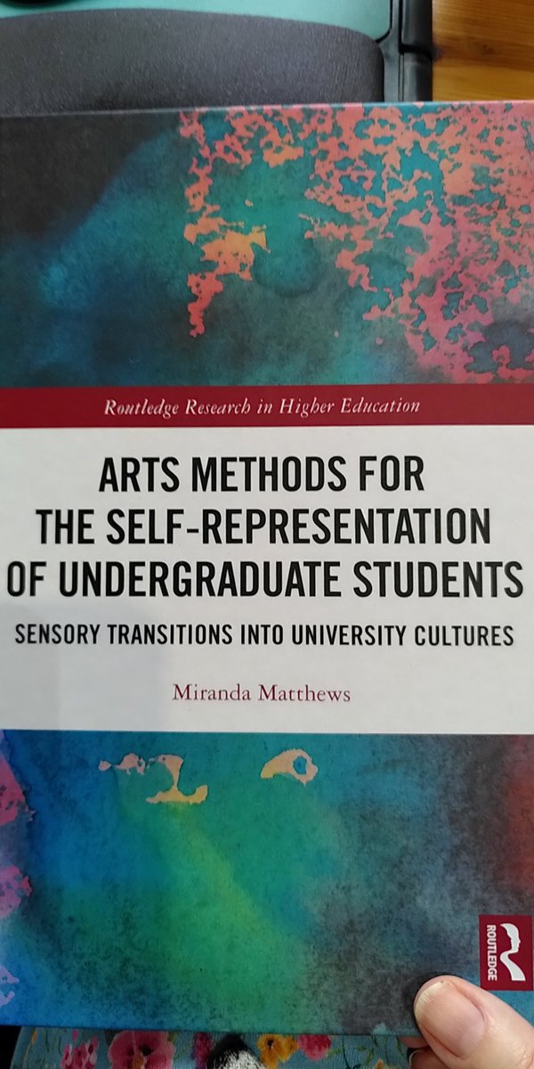 DrHelenKara's tweet image. Delighted to have my very own copy of this excellent book by @randamaths 👍 #loveHE #academia #CreativeMethods