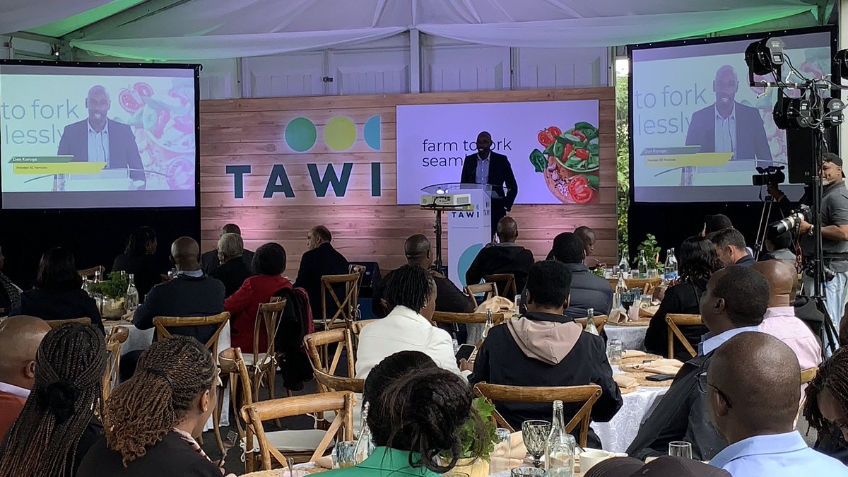 Standard Chartered tweet media