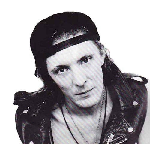 GeorgiosMasman2's tweet photo. #OnThisDay 1960 bassist & guitarist #MarkDuncan was born. He has played with #TheVibrators #TheDogsDAmour #TheBirdhouse #TheCrybabys & #FallenAngels https://t.co/G3Fz4TbCjk