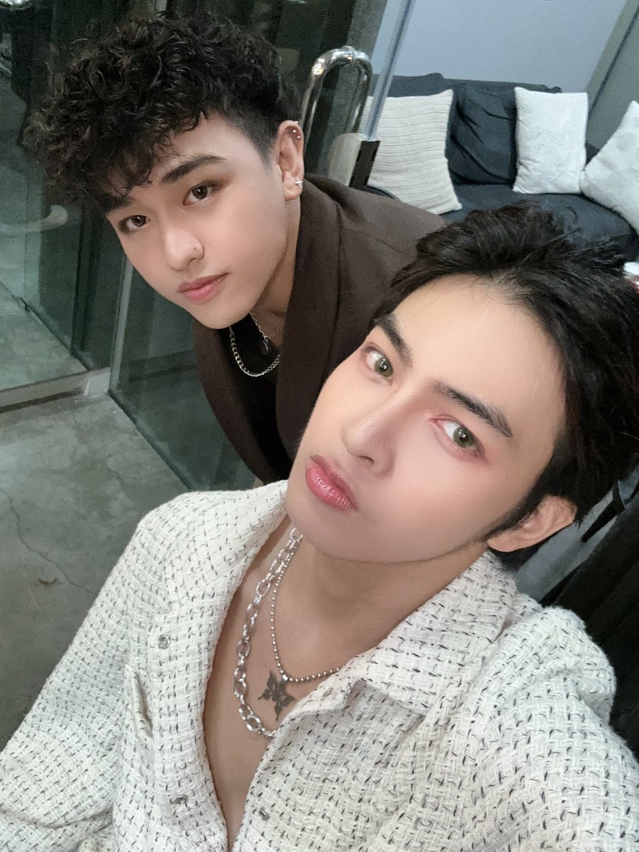 frnzchuaa's tweet image. ayeeee 🌱