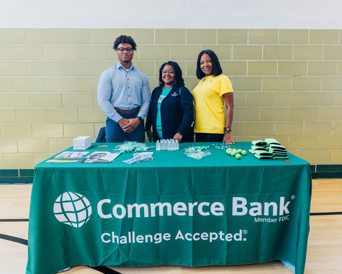 STL.works tweet media