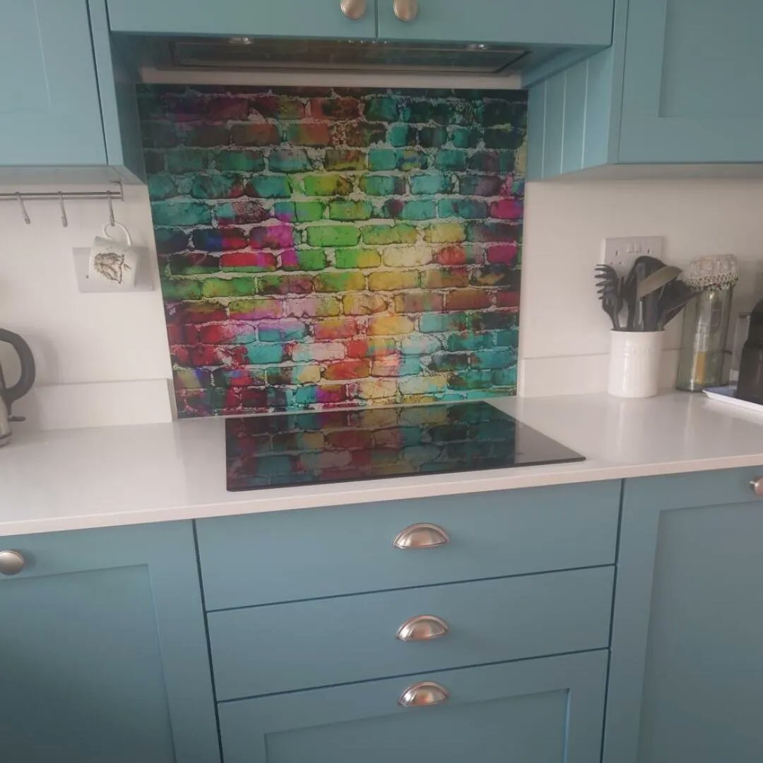 "Helpful staff on the phone. Product delivered quickly and well packaged.splashback fitted perfectly, easy to fit."
Ian And Diane gave us a 5 star rating

More real customer experiences at buff.ly/38qJN3T

#PremierRange #kitchenideas #kitchendesigner #kitchensplashbacks