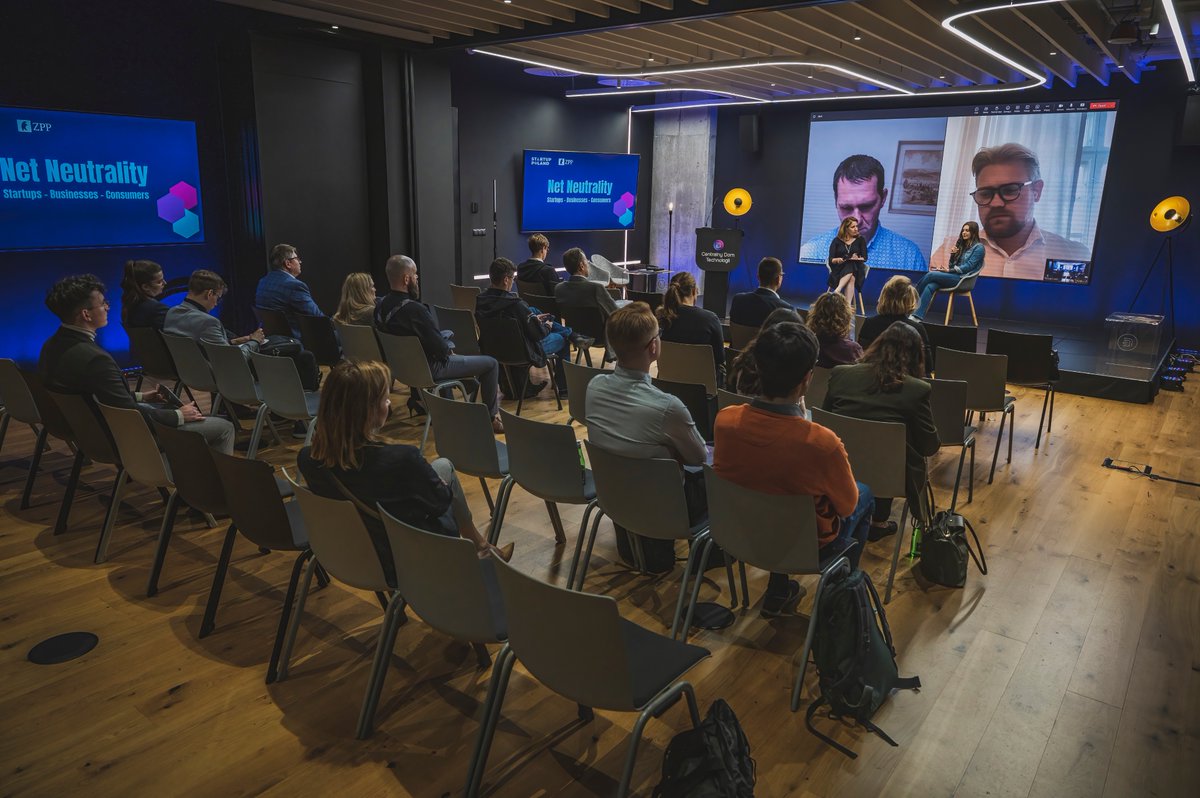 Czy czeka nas koniec otwartego, darmowego dostępu do sieci?

Więcej o potencjalnych zmianach i ich wpływie na startupy w @Rzeczpospolita: rp.pl/biznes/art3843…

A szerzej temat omawiamy w naszym raporcie: startuppoland.org/en/report/open…

Dołączamy kilka zdjęć z wczorajszej premiery 😊