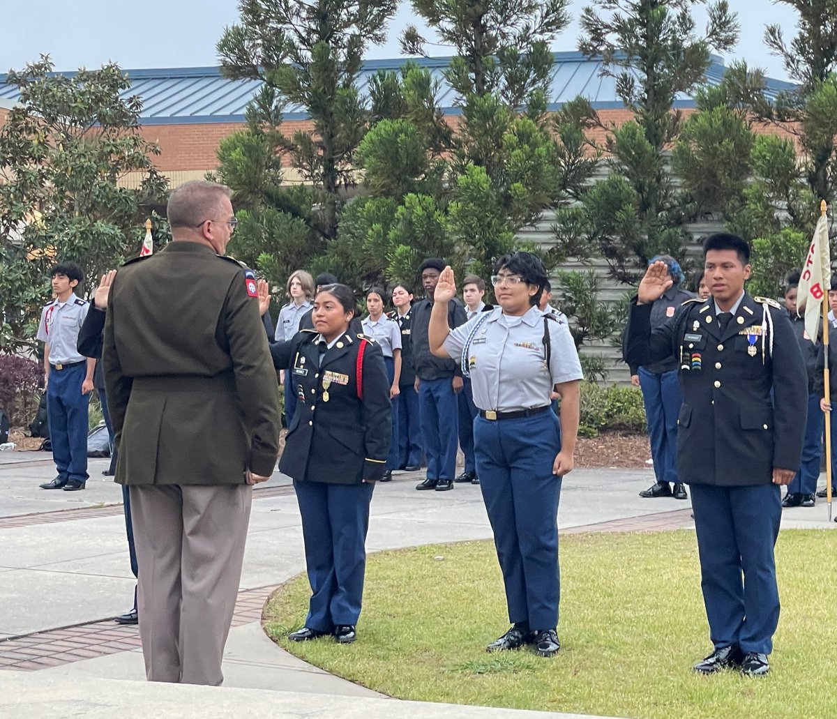 NHS_Bluedevils's tweet photo. The JROTC Dept conducted an Oath of Office Ceremony for 4 Sr cadets. We thank them for their service as they enter the military. Enlistees:
Gustavo Hernandez – US Army
Yandell Velasquez – US Marines
Yalixa Mendez – US Army Reserves
Giselle Maya – US Army National Guard https://t.co/MwWhI8w8WV