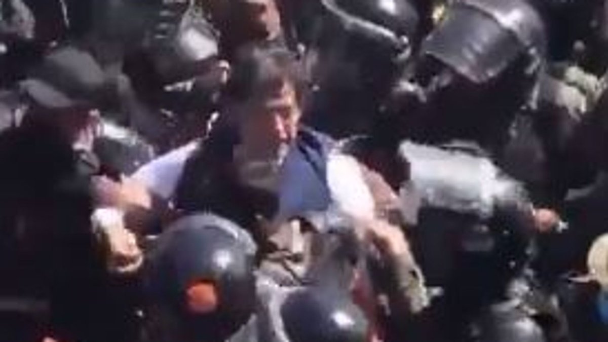 abk11222's tweet photo. Disturbing news of Imran Khan's arrest and the manner in which it was carried out. As advocates for justice and human rights, we must ensure fair treatment for all individuals, regardless of their political affiliations. #HumanRights #Justice #PakistanUnderFascism https://t.co/M5BltHSz5Y
