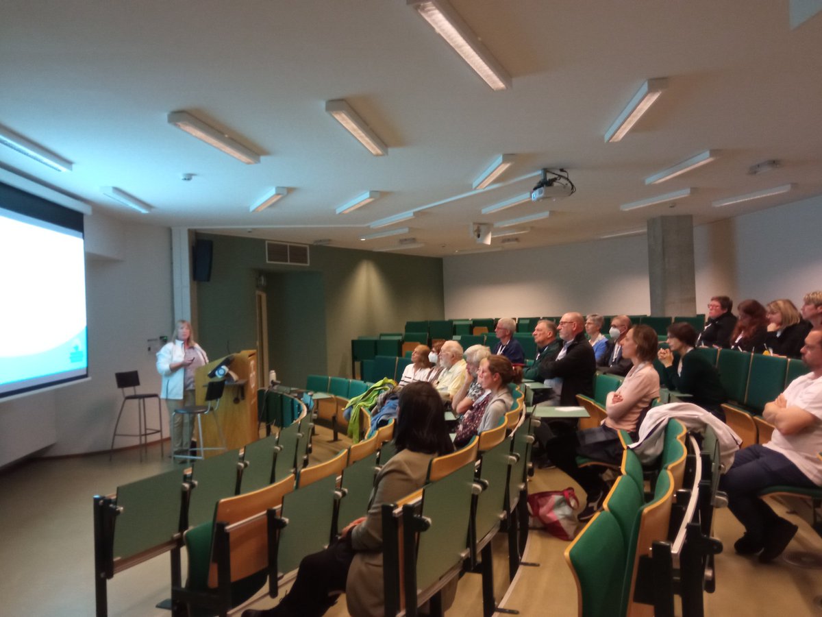 CaersJo's tweet photo. Visit of the Foundation Contre Le Cancer of our lab. https://t.co/EWfqiChsQg