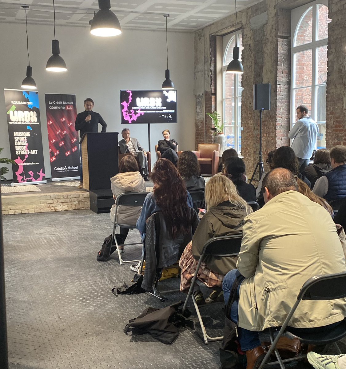 IloveRBX's tweet photo. Conférence de presse @URBX_Festival #roubaix avec la présentation du programme dense et intense : 2️⃣ semaines, 5️⃣disciplines, 90h de musique, 6️⃣ défilés de mode, 4️⃣block parties, 3️⃣ battles, 🔟 fresques, 5️⃣expos… https://t.co/dLaNmWIPZl