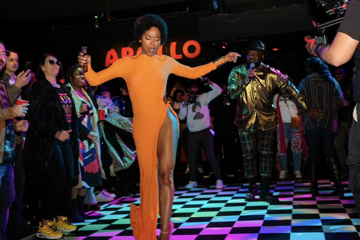 ApolloTheater's tweet photo. That’s a wrap on another amazing season of #ApolloComedyClub and #ApolloMusicCafe!
Thanks to our #ApolloFam for packing out our intimate soundstage night after night, and to all this season’s artists who brought magic to our stage. You are #TheNextMovement embodied! https://t.co/kPaVOT44ME