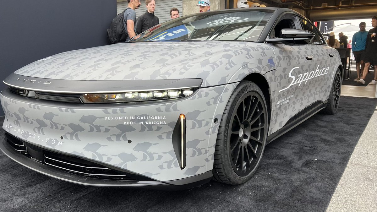 WhiteMillions's tweet photo. Lucid Air Sapphire production will start this summer, no later than Q3 💎

  🔥 🔥 🔥
#PlaidKiller #trimotor #LucidAir $lcid https://t.co/2SFf2QQ7vm