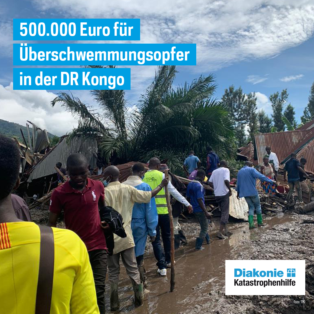 diakoniekh's tweet photo. Verheerende #Überschwemmung in der #DRKongo fordern bisher fast 400 Todesopfer. Hunderte Häuser wurden durch die Regenfälle und Erdrutsche zerstört. Die Diakonie Katastrophenhilfe bereitet #Nothilfe vor und stellt 500.000 Euro bereit. Deine Spende hilft!

https://t.co/4uCEfZqx0v https://t.co/9hfvUXQrzN