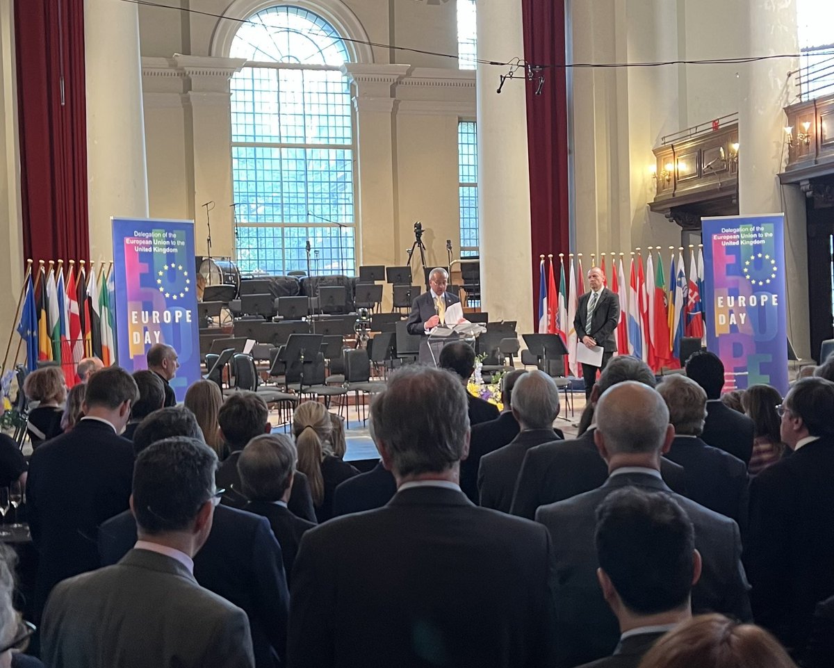 #HappyEuropeDay 
Delighted to join #EU Delegation’s #EuropeDay reception in London.
#LeaveALightOn 
#ScotlandInEU 🏴󠁧󠁢󠁳󠁣󠁴󠁿🇪🇺