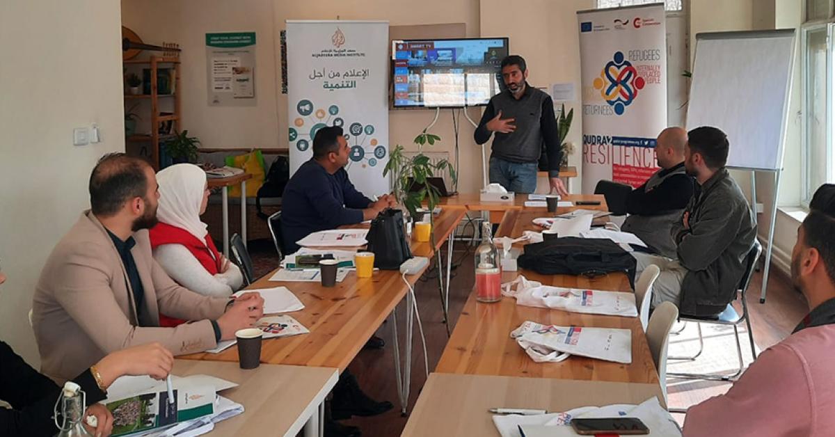 CFImedias's tweet photo. 🔵 In Lebanon, CFI organized a workshop on "Digital Refugee Storytelling" in partnership with Al Jazeera Media Institute to empower journalists to tell refugee stories.
👉 https://t.co/IiTa3C8YBz
#CFImédias #ProjectInAction #Qudra https://t.co/Bs4eysdX4n