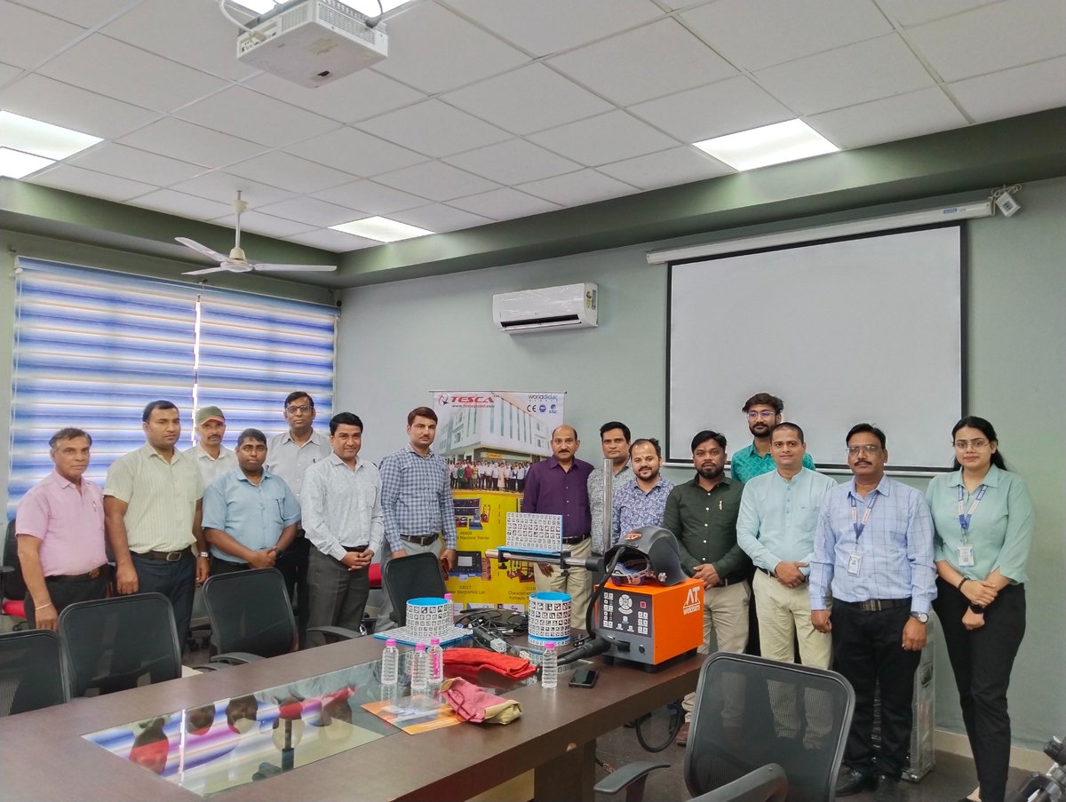 tescaglobal's tweet photo. @tescaglobal and @Seabery, Spain partners to revolutionize #technical #education in Rajasthan with an #innovative #augmentedreality #WeldingSimulator. Watch Mr. NILESH JOGI's demonstration at JECRC to see the potential of this groundbreaking #trainingtool https://t.co/6VPh4L6abu