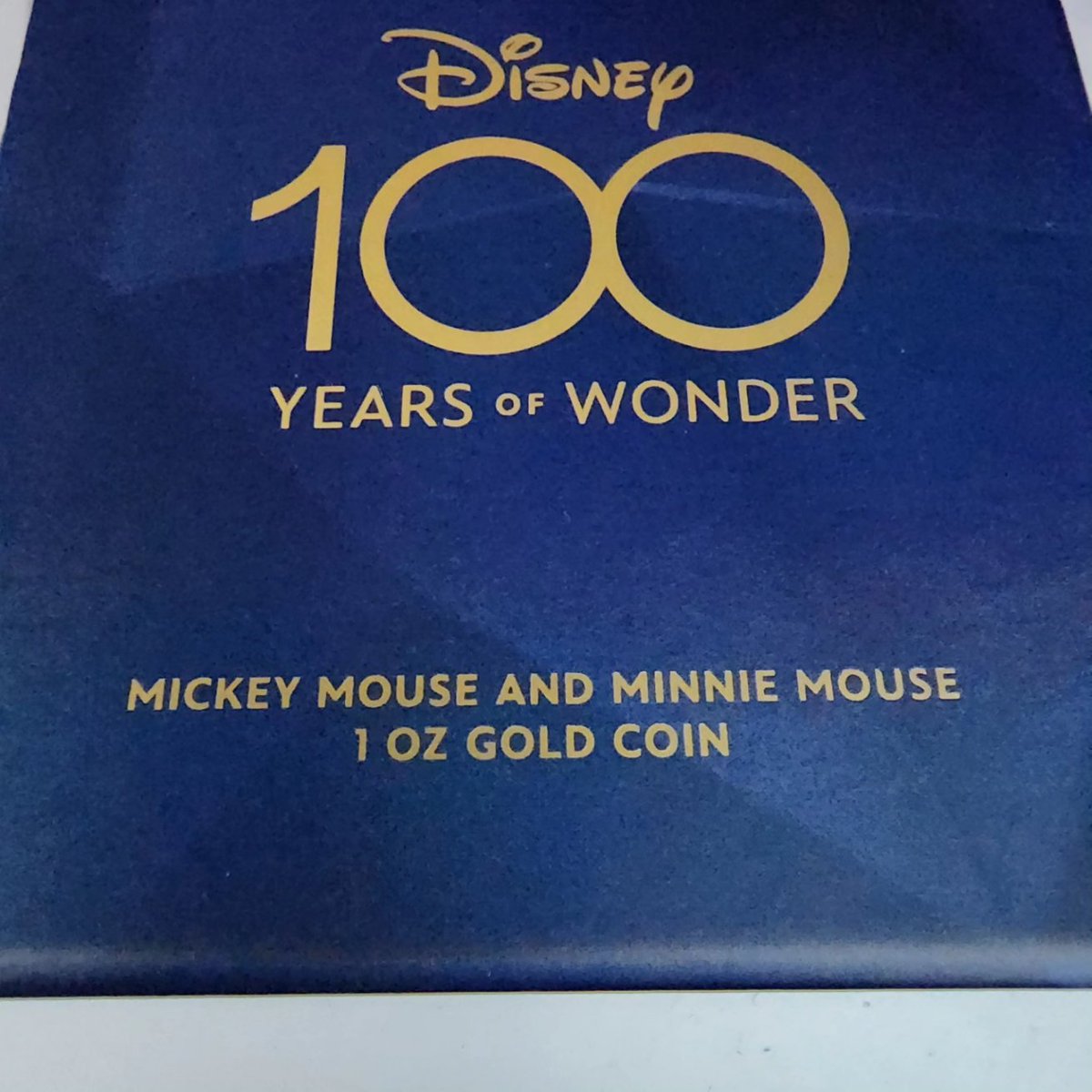shyted88's tweet photo. 2023 Niue 1oz Gold Disney 100Years - Mickey & Minnie
#100yearsofwonder #disney100 #disneyworld #disneycoin #mickeymouse #minniemouse https://t.co/Z0N9bgYhpJ