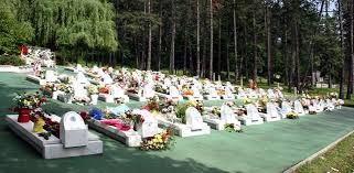 Svimasamdavala's tweet image. Danas na Dan Pobjede nad fašizmom moramo biti iskreni i reći Repubka Spka je fašistička tvorevina.