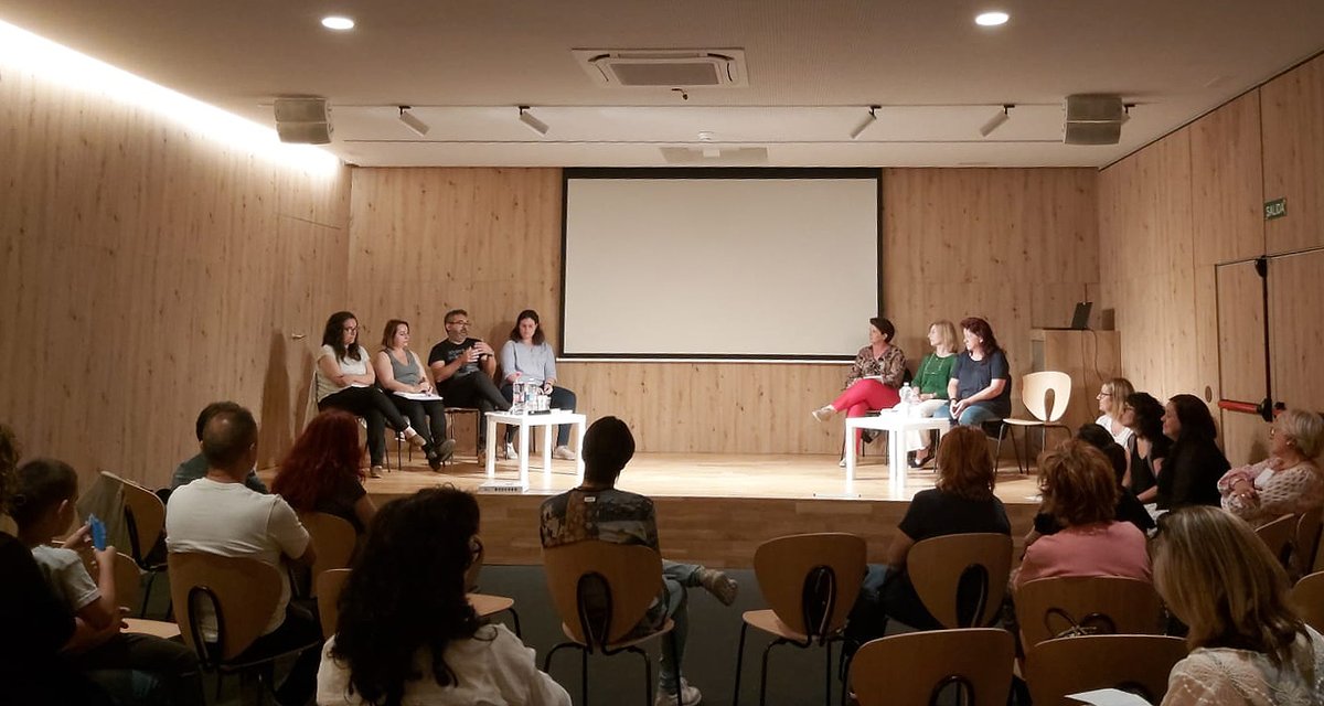 📷Emocionant  trobada on vam poder explorar les dificultats i els suports quan hi ha  una persona que té necessitats educatives especials. Continuarem  caminant juntes📷
#quarteduca <a href="/quartdepoblet/">Quart de Poblet</a> #Quartdepoblet