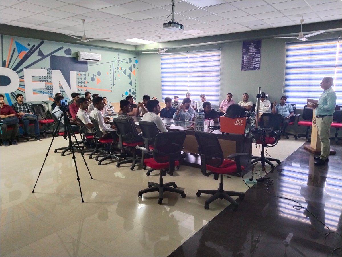 tescaglobal's tweet photo. @tescaglobal and @Seabery, Spain partners to revolutionize #technical #education in Rajasthan with an #innovative #augmentedreality #WeldingSimulator. Watch Mr. NILESH JOGI's demonstration at JECRC to see the potential of this groundbreaking #trainingtool https://t.co/6VPh4L6abu