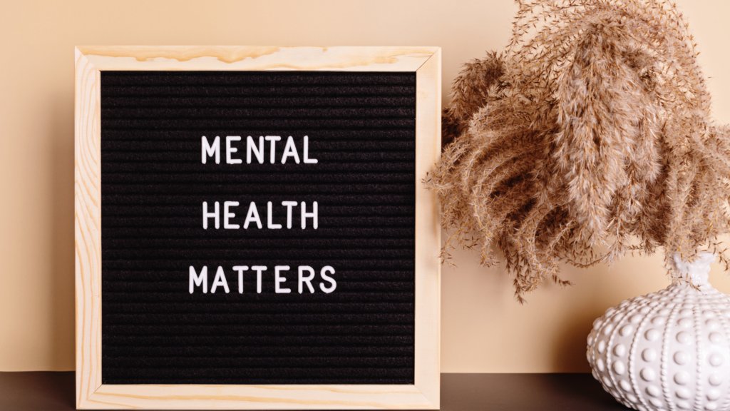 CMFCURO's tweet photo. Did you know that May is Mental Health Awareness Month? Check out our latest blog on Jesus as the ultimate counselor!
#WeWalkAsOne #CUROCommunity #MentalHealthAwarenessMonth
https://t.co/Q7hMM1BGhw https://t.co/A4sZ4ENFRx