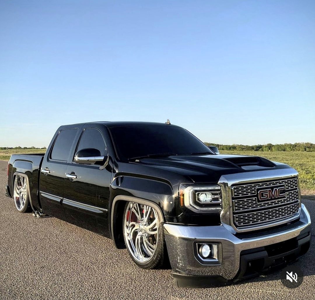 𝘗𝘰𝘪𝘯𝘵𝘭𝘦𝘴𝘴 𝙏𝙧𝙪𝙘𝙠𝙨™ tweet media