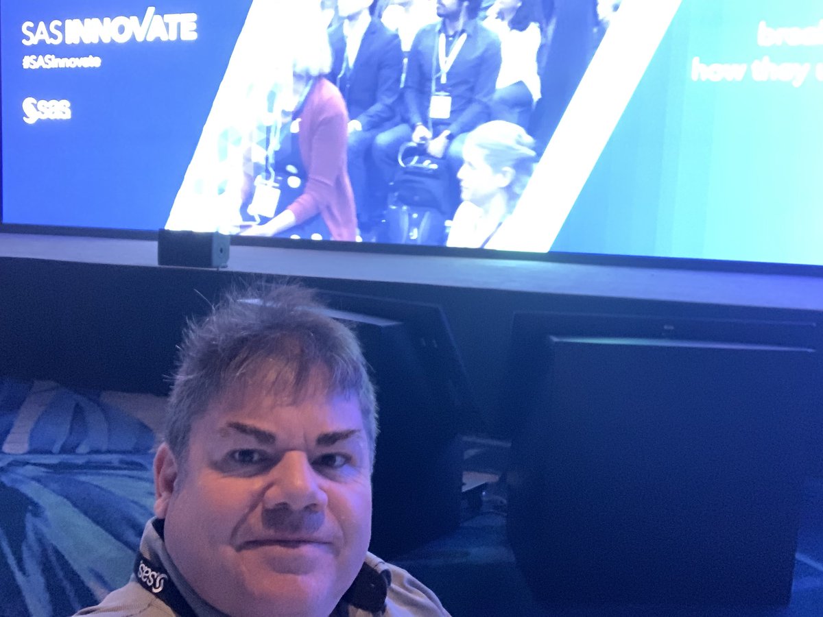 davidmwilliams's tweet photo. First come first served … got my front row centre seat for #SASInnovate  … .#YouSnoozeYouLose #HereToHear #DataRocks https://t.co/9JIitjGs1V