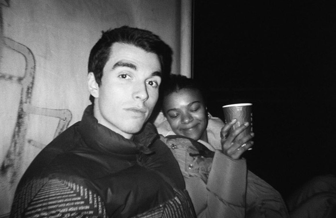 Queen Charlotte: A Bridgerton Story 샬럿 왕비 : 브리저튼 외전 퀸샬럿 팀 오프샷 모음 ❤︎Translate post