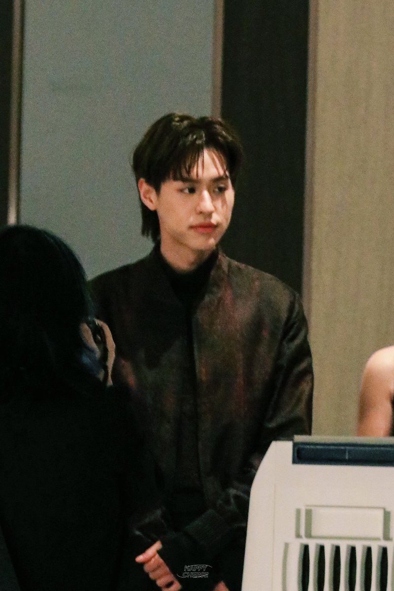 littlefoxibkpp's tweet photo. หล่อ😭😭😭😭😭
 #theguitarmagawards2023
#Bbillkin #บิวกิ้น https://t.co/LzCEgBuBIg