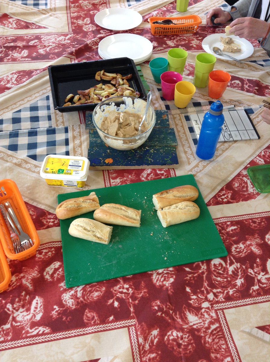 Our students have celebrated the King's coronation with lots of royal themed activities including using Maths to work out how many links to make for paper chains, worksheets and word searches for English and Coronation Chicken for lunch.  We love the union flag tablecloth!