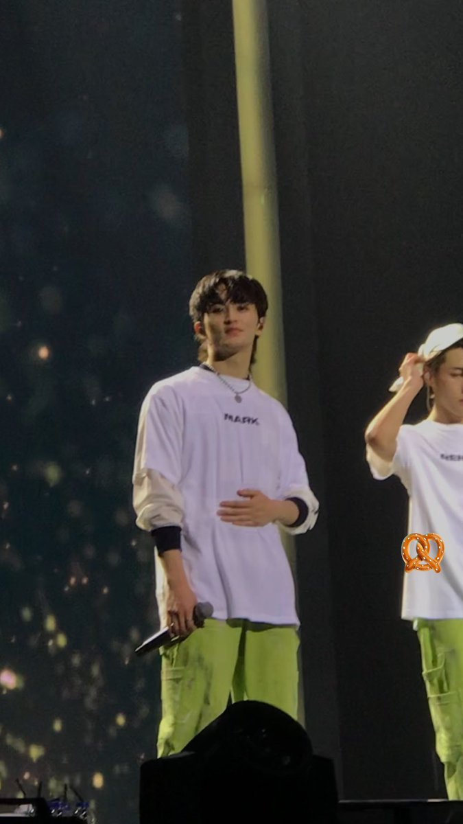 dunkinshot's tweet photo. my superstarrr 🤩 https://t.co/ntgcHhdGjE