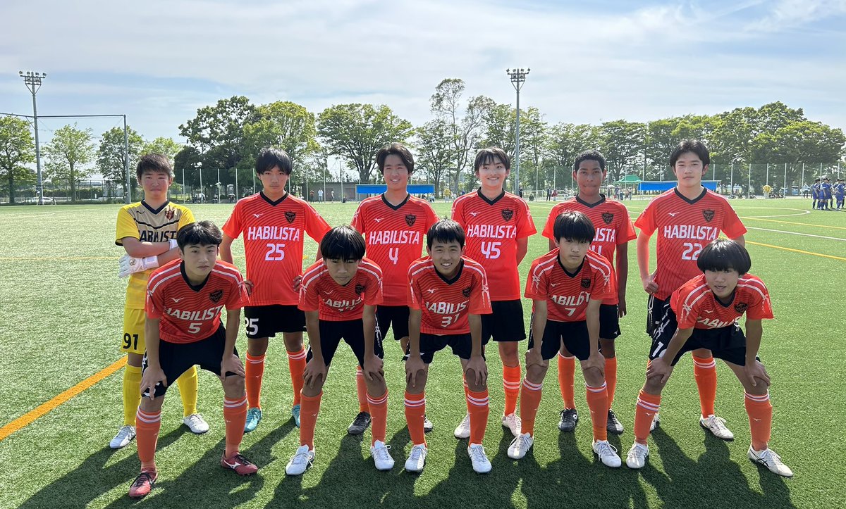 FChabilista's tweet photo. FCアビリスタU-15
第28回日本クラブユースサッカー選手権

2023年5月3日(水祝)
2回戦
SFAフットボールセンター
14:30KO
35分ハーフ
前半 1-1
後半 1-0
TOTAL 2-1

2023年5月6日(土)
3回戦
武蔵越生高校
17:00KO
35分ハーフ
前半 1-0
後半 0-0
TOTAL 1-0
　
関東、全国へと
https://t.co/1f9mlNzSig https://t.co/DgnXUM2HRY