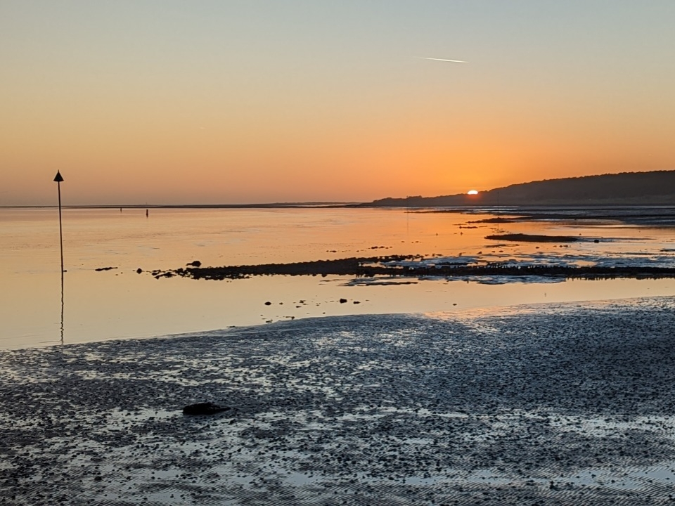 Vandaag Agenda #Vlieland
| di 09/05 12:00 Bezoek koning Willem Alexander &amp; koningin Maxima aan Vlieland 
| op-Vlieland.nl/-/wat-te-doen?…
| #Vlieland #VlielandAgenda #LieverVlieland
