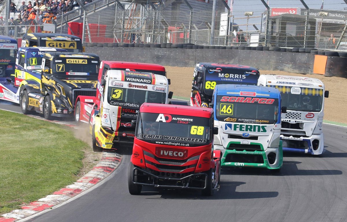 PembreyCircuit's tweet image. LESS THAN TWO WEEKS TO GO! 

The countdown to Convoy Cymru on May 20/21 is in full swing and we can’t wait 🚚🚛

Get your tickets here: pembreycircuit.co.uk/racing/british… #PembreyCircuit